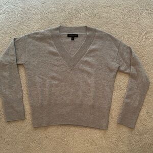Banana Republic Light Gray V-Neck Sweater